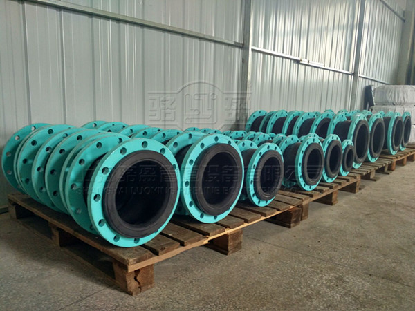 耐酸堿橡膠接頭開(kāi)裂的原因是什么