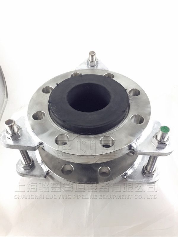 購(gòu)買(mǎi)耐海水橡膠軟接頭時(shí)需要注意什么